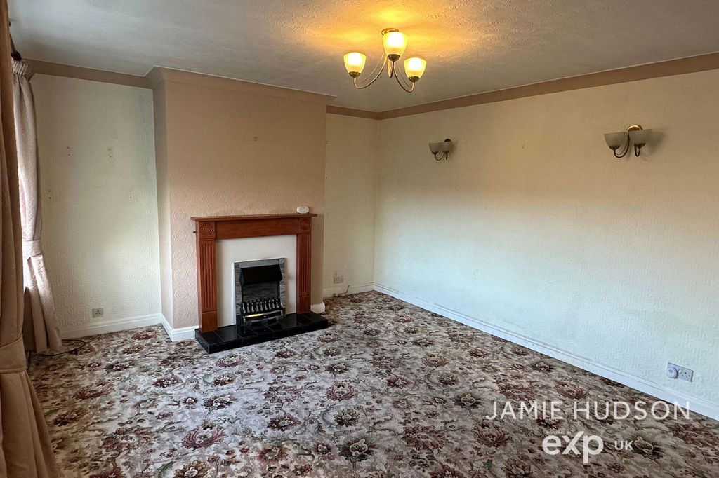 Property photo 3 of 29