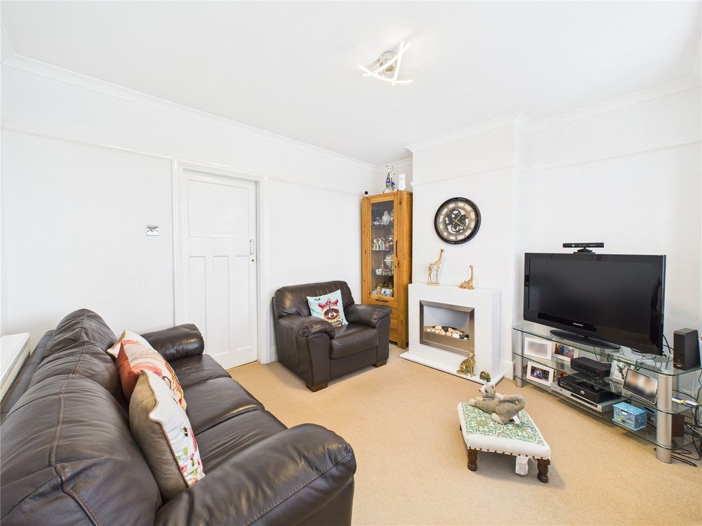 Property photo 2 of 18 Picture No. 13