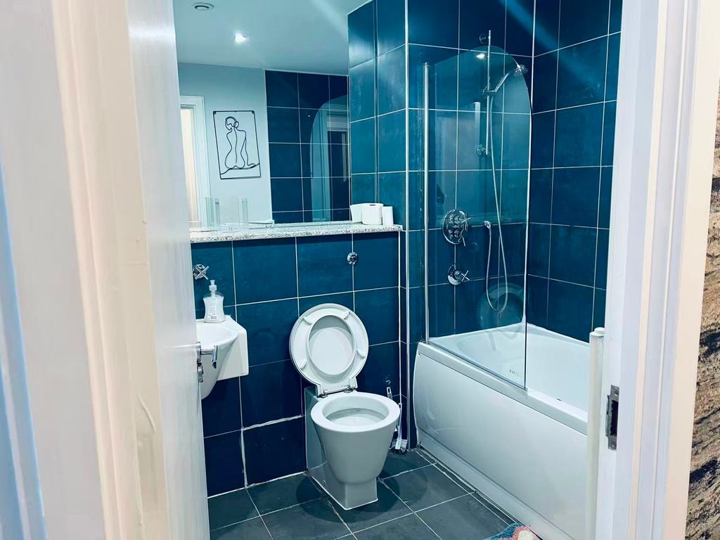 Property photo 2 of 6