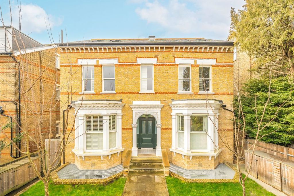 Property photo 1 of 5