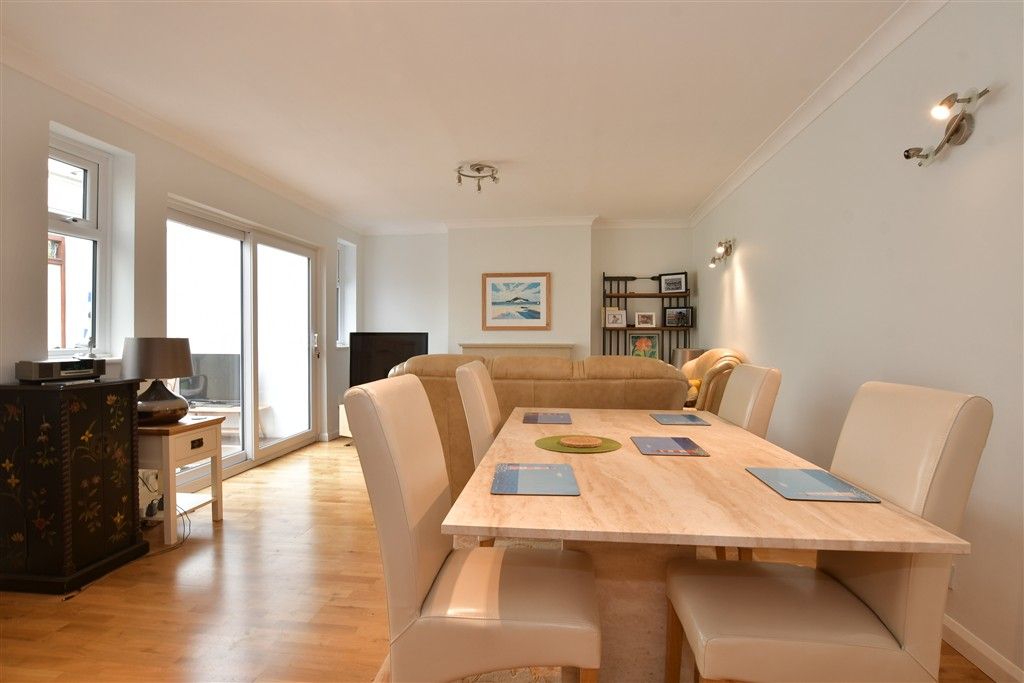 Property photo 2 of 11 Lounge/Dining Room