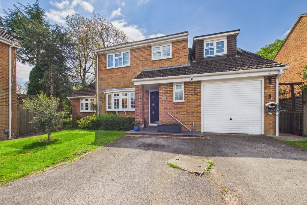 Property photo 1 of 19 Picture No. 12