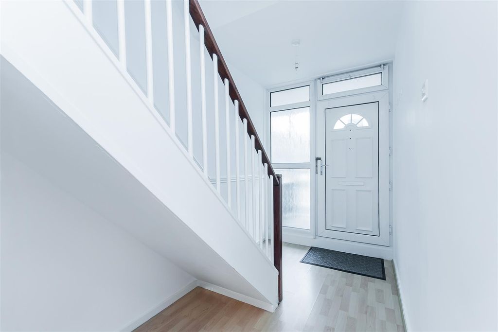 Property photo 3 of 17 32757_Hi-Res(9).Jpg