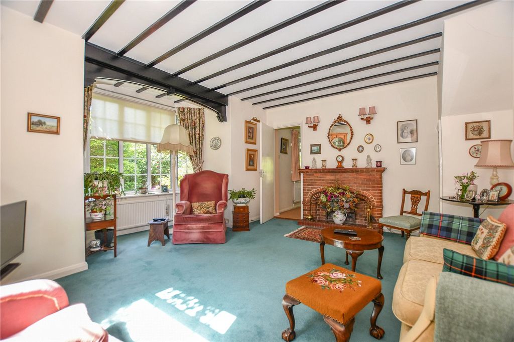 Property photo 2 of 19 Picture No. 13