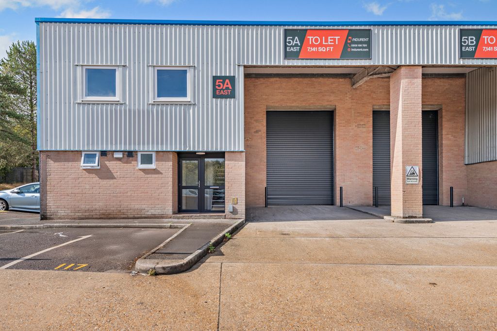 Property photo 1 of 17 Photo 12