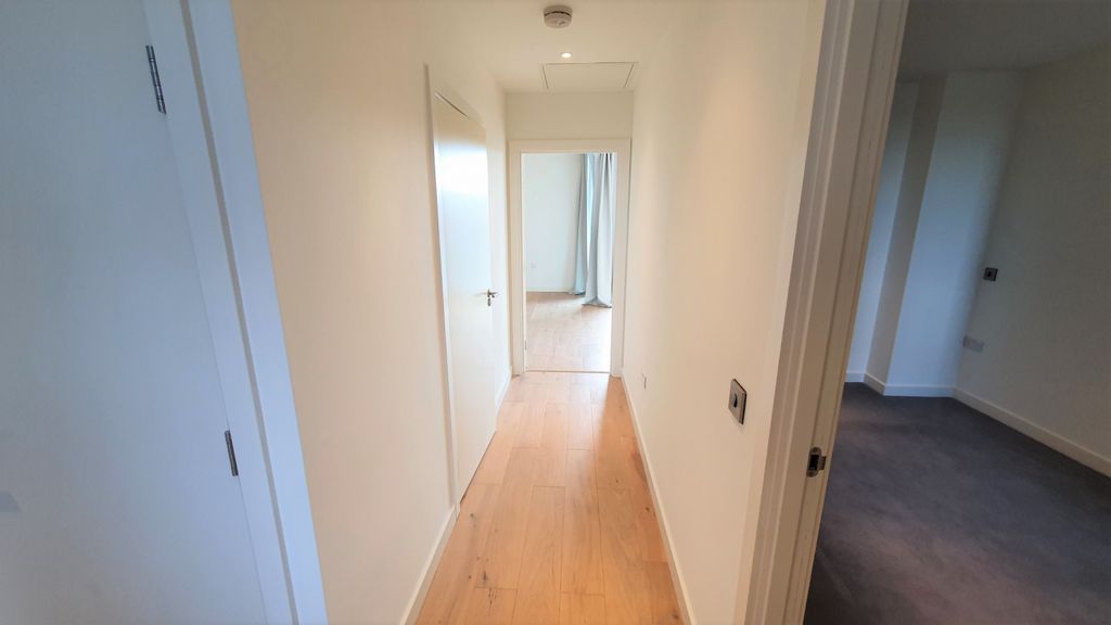 Property photo 3 of 11 Gallery