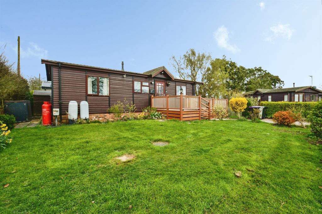 Property photo 1 of 20