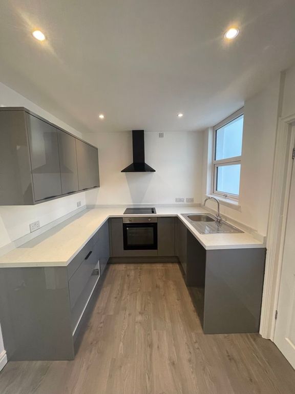 Property photo 2 of 8 Photo 1