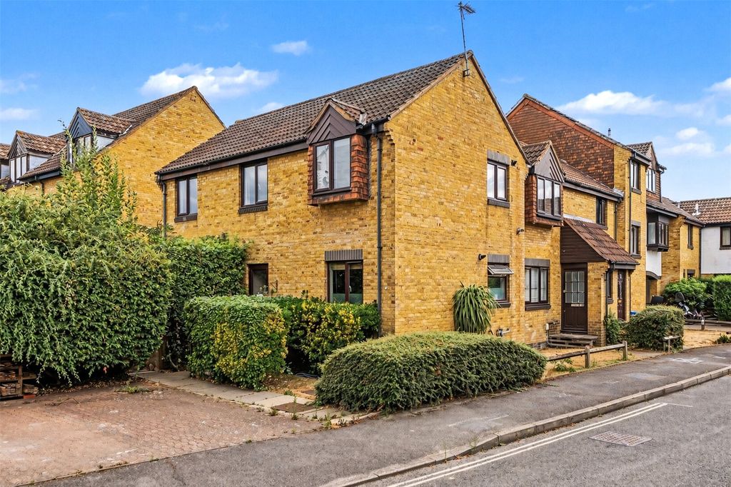 Property photo 1 of 17 Picture No. 28