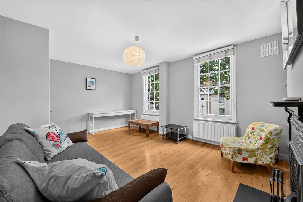 Property photo 3 of 13 Picture No. 02