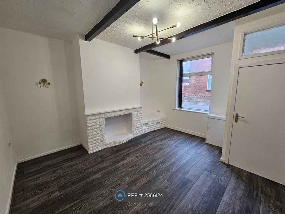 Property photo 2 of 7