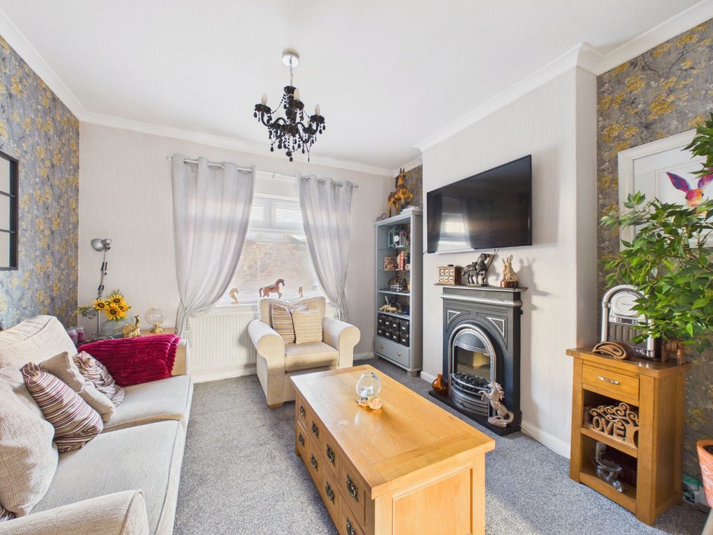 Property photo 3 of 16 5094636