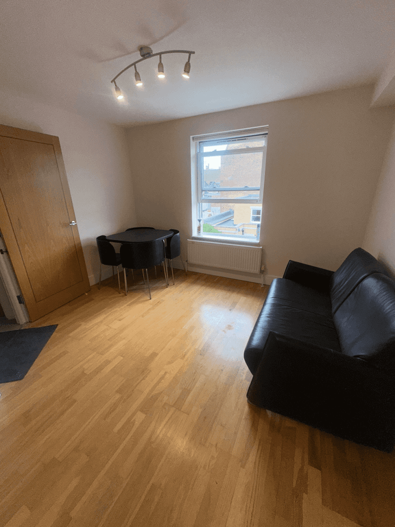 Property photo 3 of 5