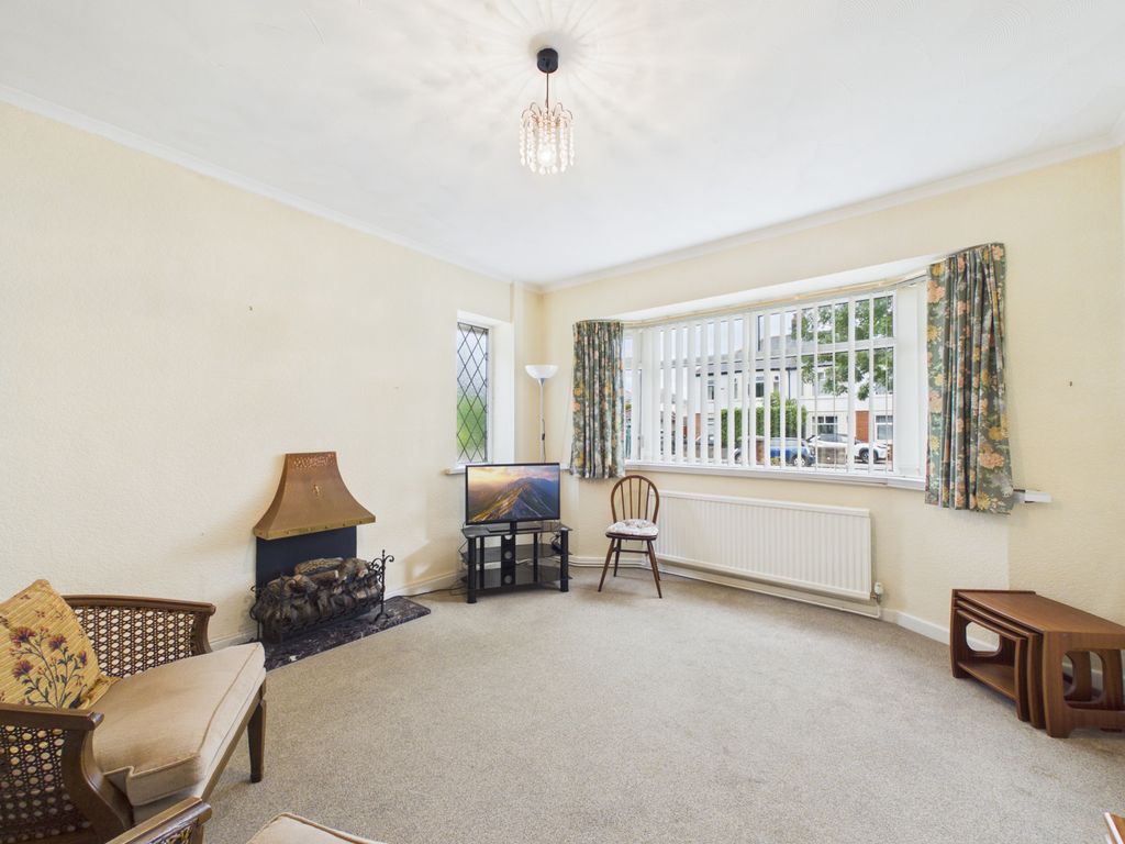 Property photo 2 of 25