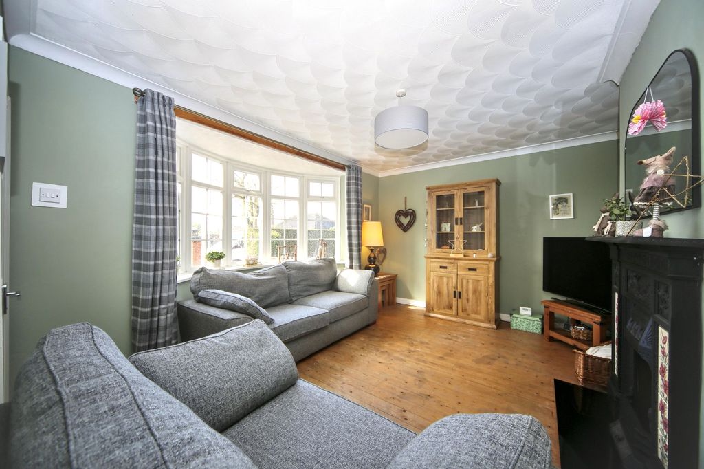 Property photo 3 of 26
