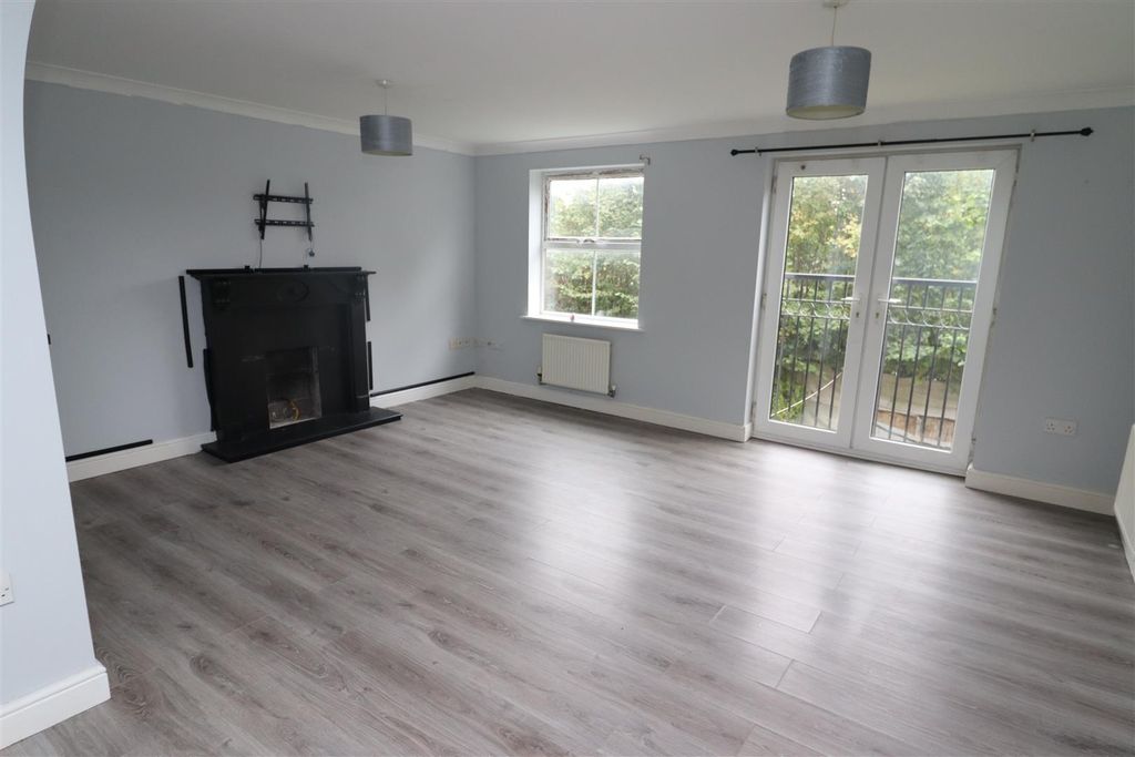 Property photo 2 of 12 Img_5198.Jpg