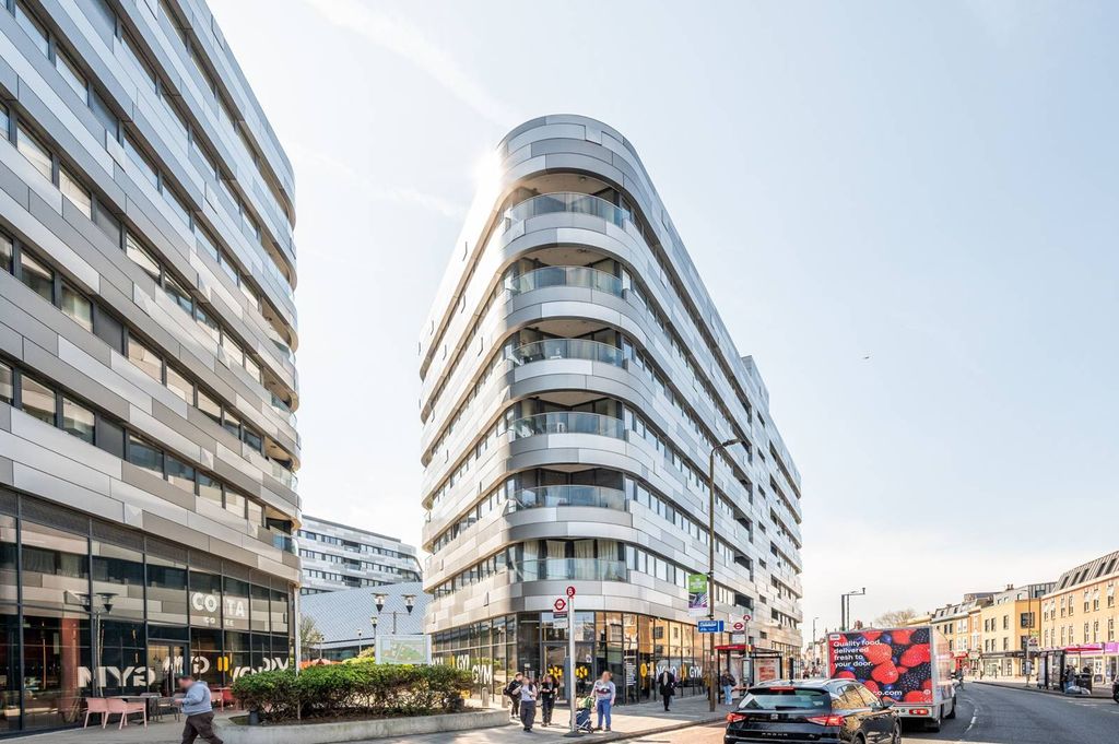 Property photo 2 of 14