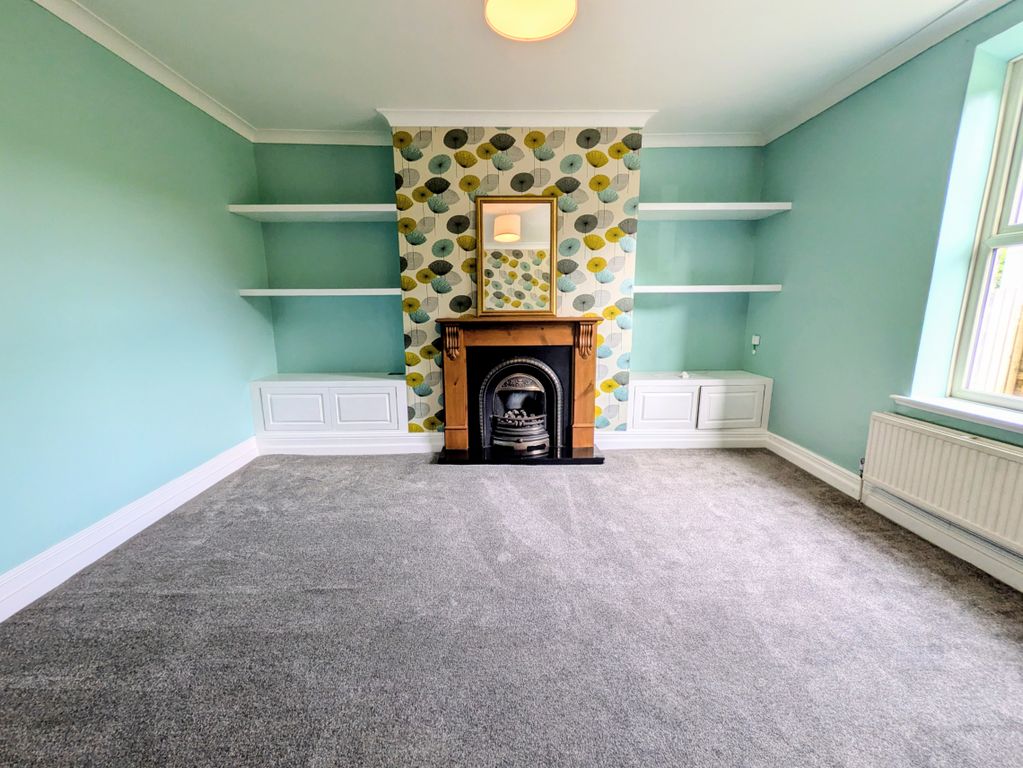 Property photo 1 of 32 1000044185