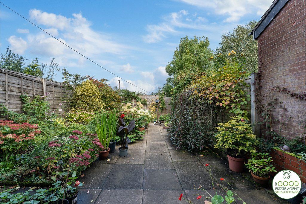 Property photo 3 of 21