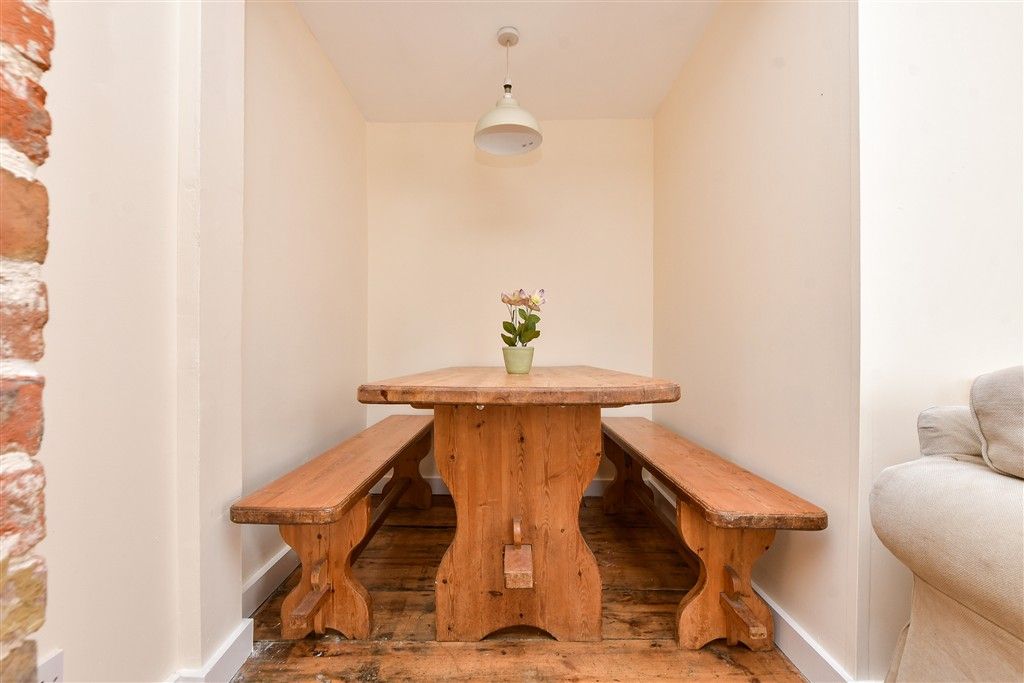 Property photo 3 of 10 Dining Area