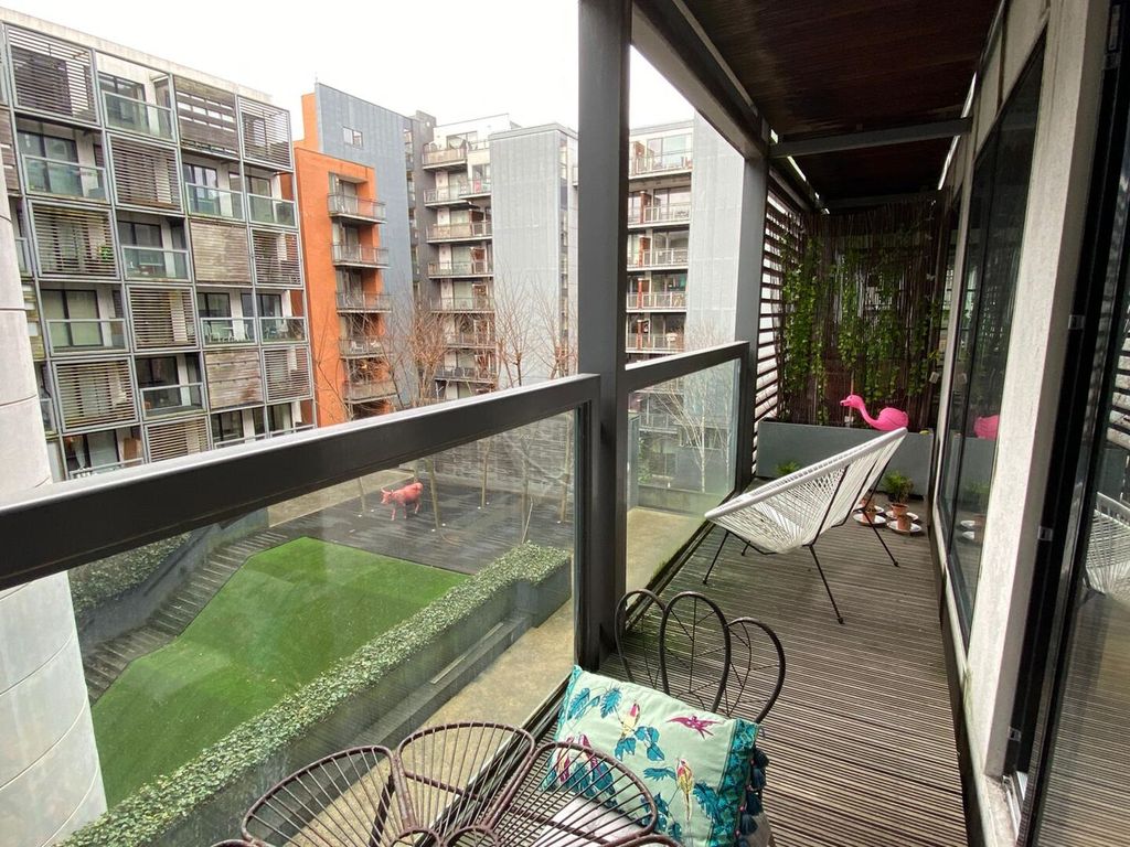 Property photo 2 of 6 Img_32982_4_Original.Jpg