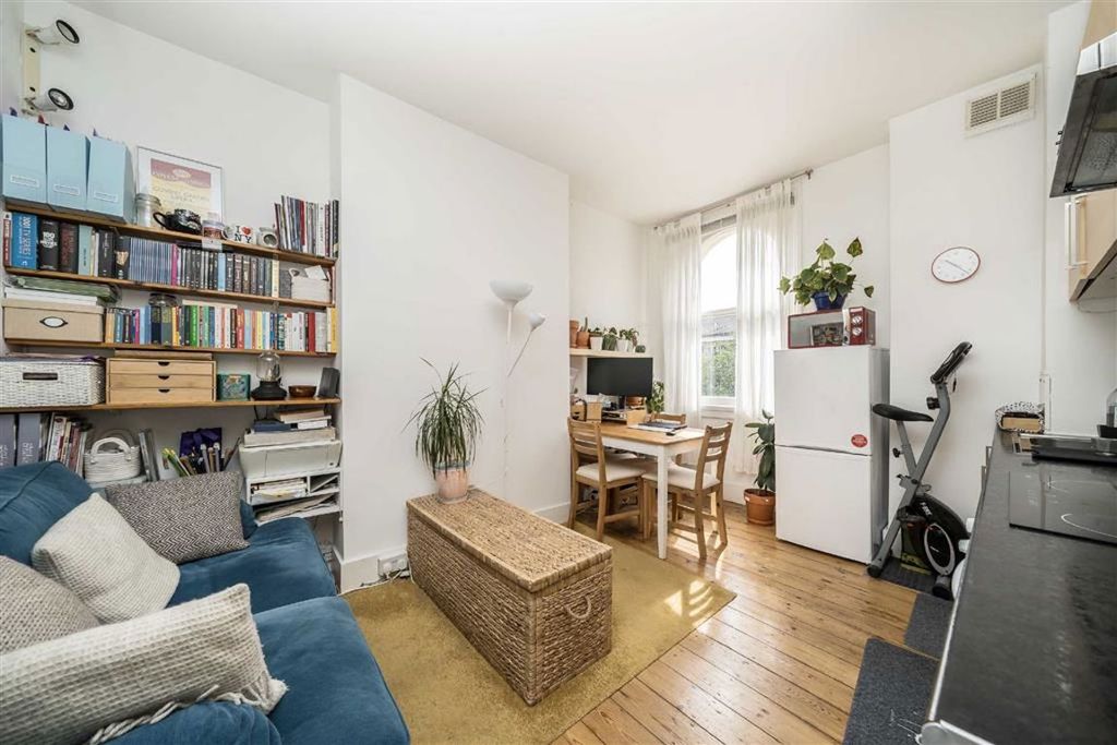 Property photo 2 of 5