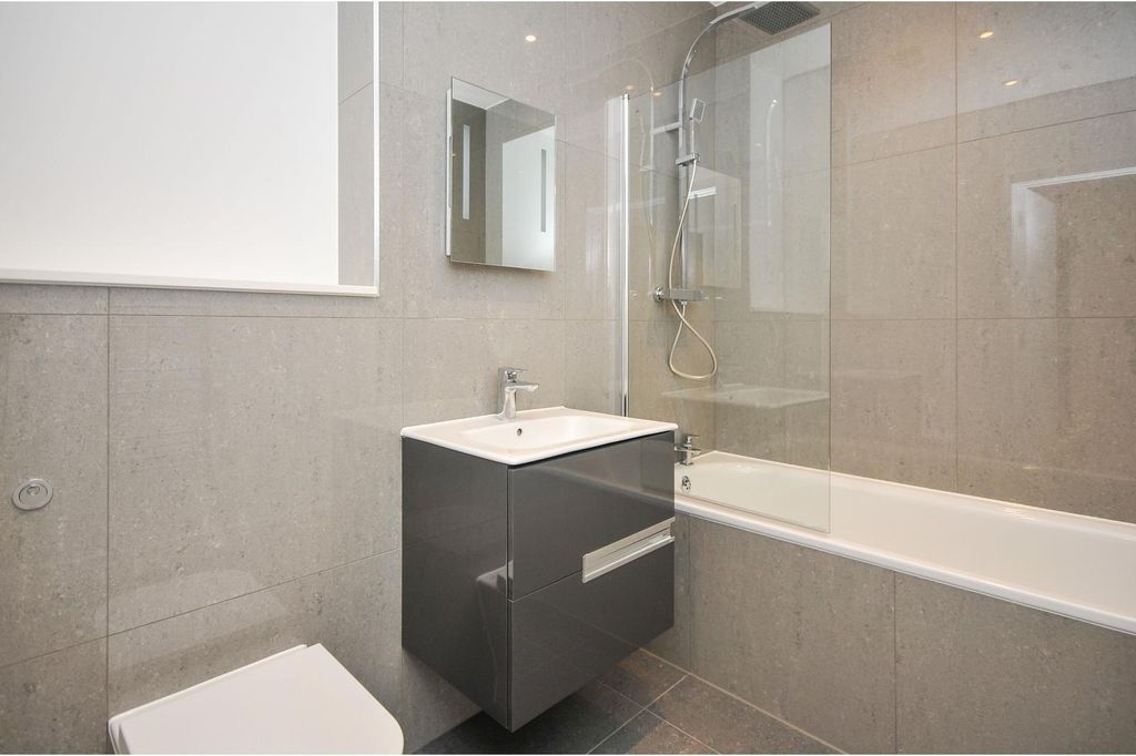 Property photo 3 of 14 6.Jpg