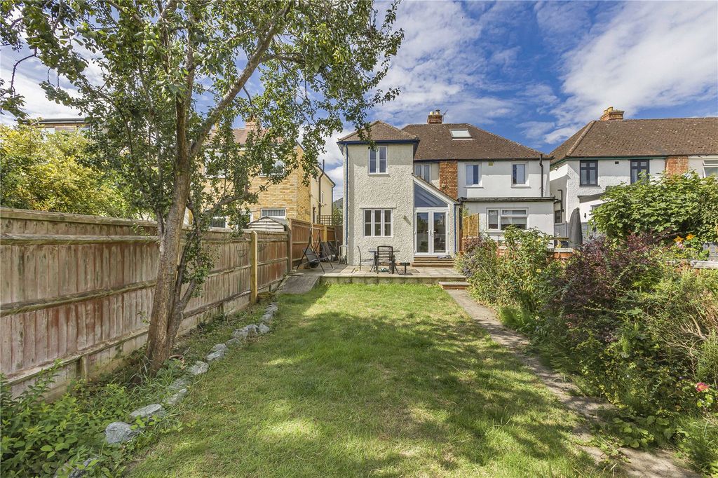 Property photo 1 of 20 Picture No. 06