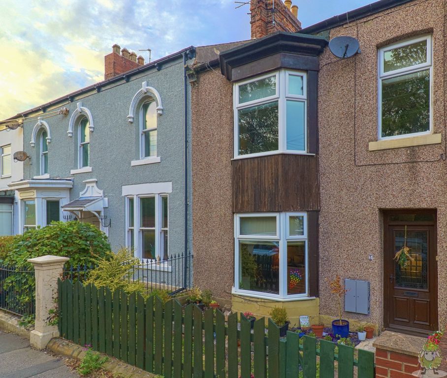 Property photo 1 of 18