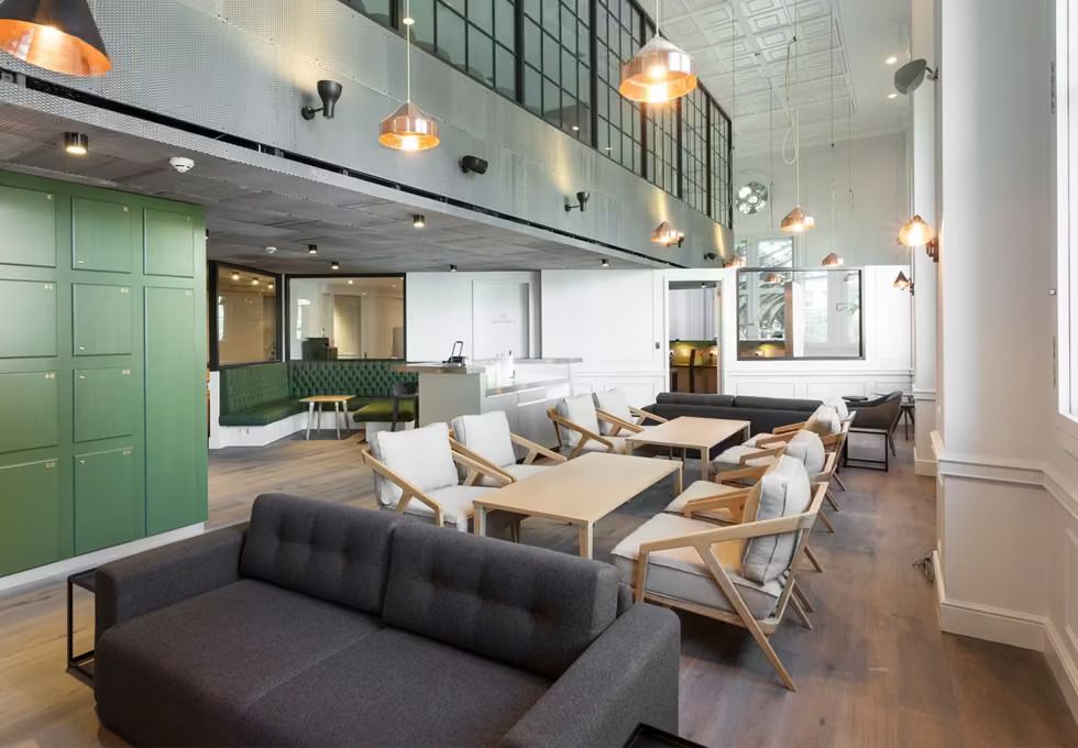 Property photo 2 of 8