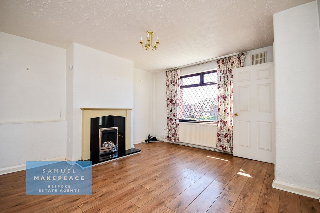 Property photo 2 of 15 Gallery
