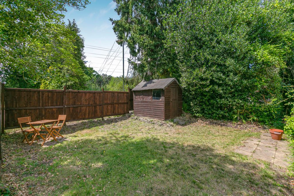 Property photo 2 of 16 Garden