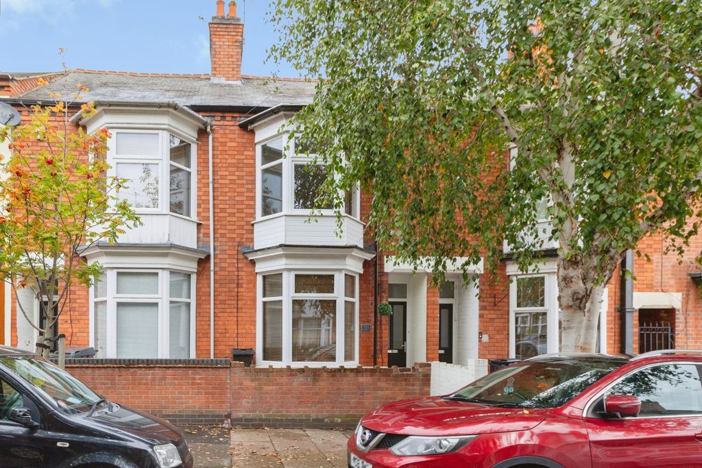 Property photo 1 of 17 Pbox-Img.Jpg