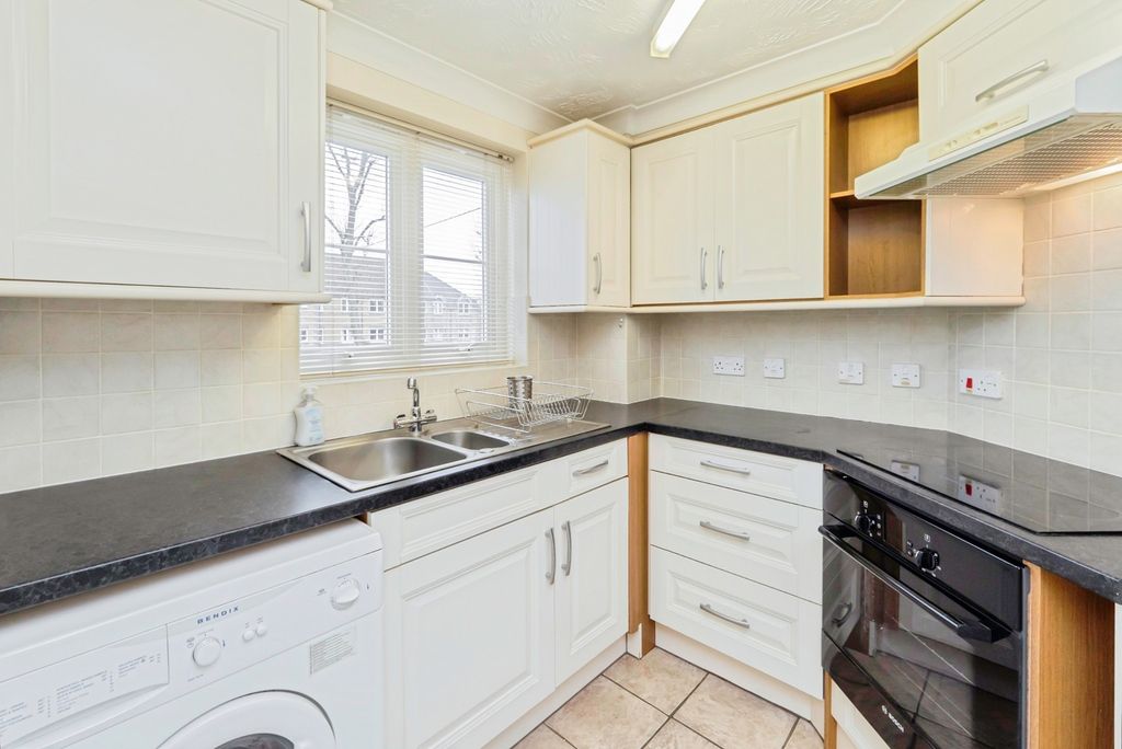 Property photo 2 of 12 Pbox-Img.Jpg