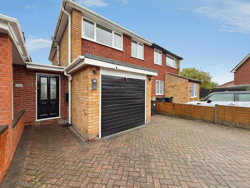 Property photo 1 of 11 Pbox-Img.Jpg