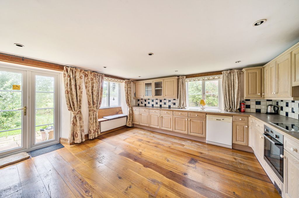 Property photo 3 of 25 1353504-2-68Cabfc...