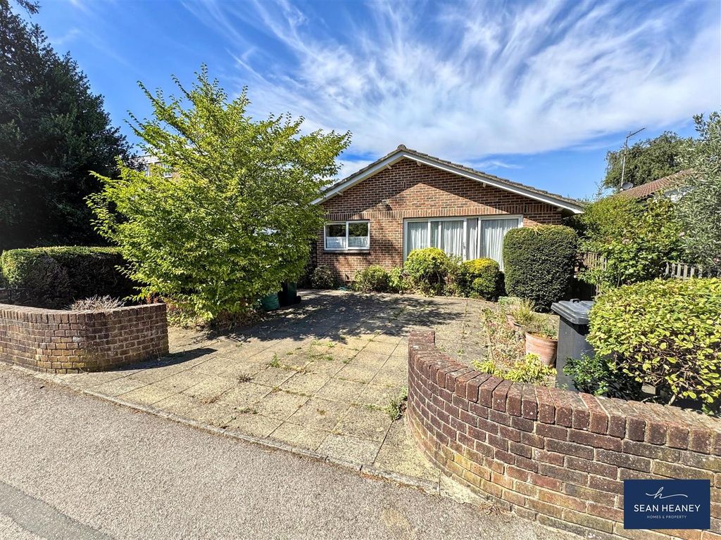 Property photo 1 of 16