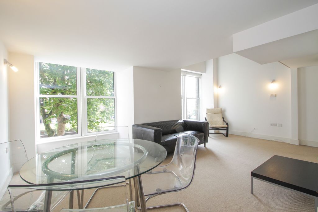 Property photo 1 of 16 F198 Bld 22 Royal Arsenal Reception 2