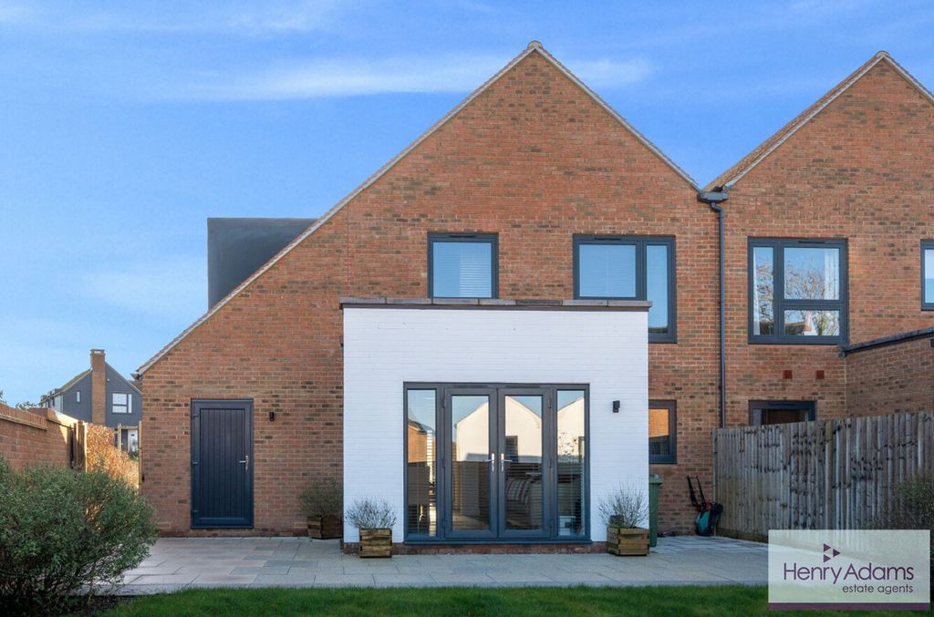 Additional image 23 of 3 bed semi-detached house for saleFrancis Rose Way, Liss GU33
