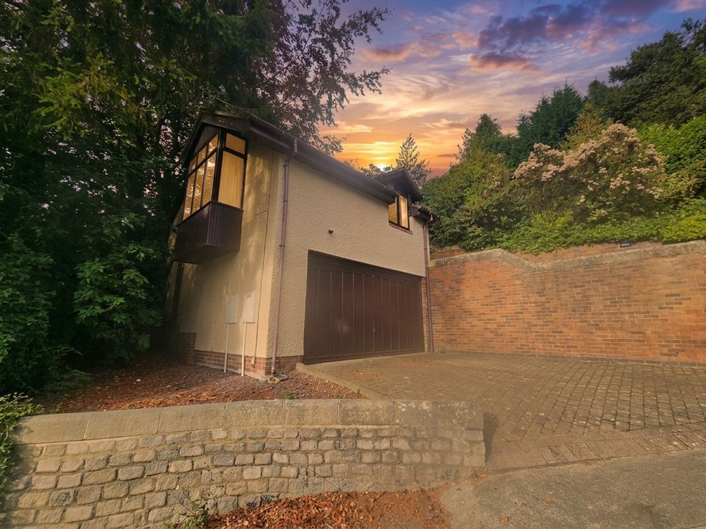 Property photo 1 of 6 External