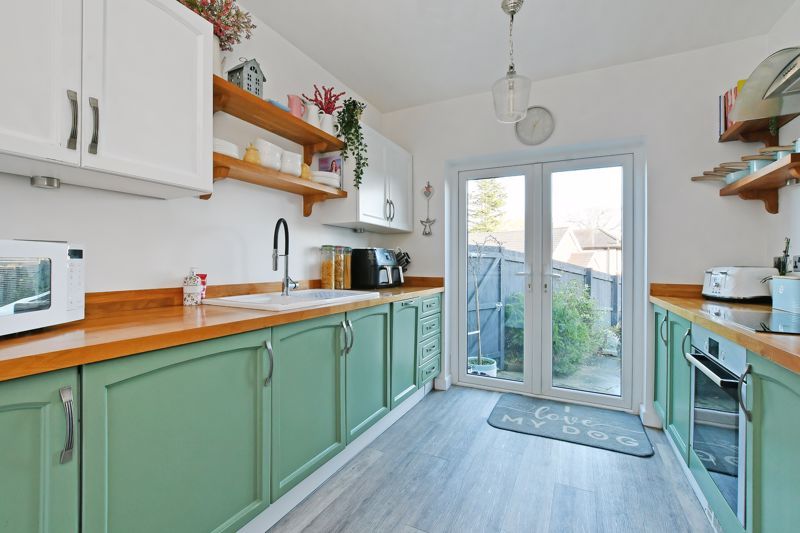 Property photo 3 of 29 Kitchen