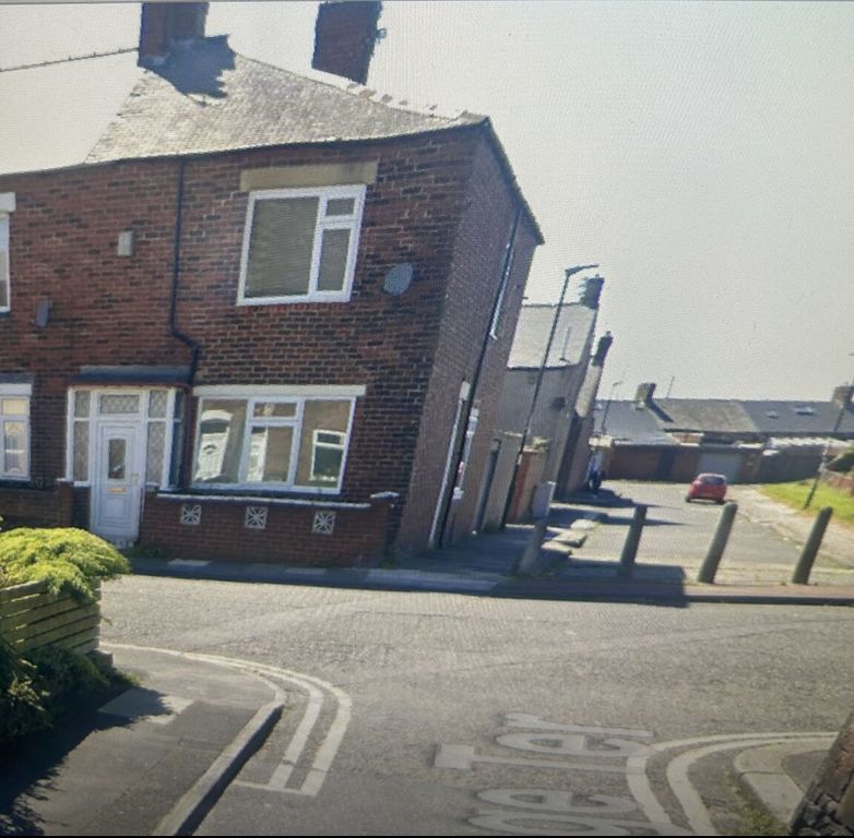 Property photo 1 of 2