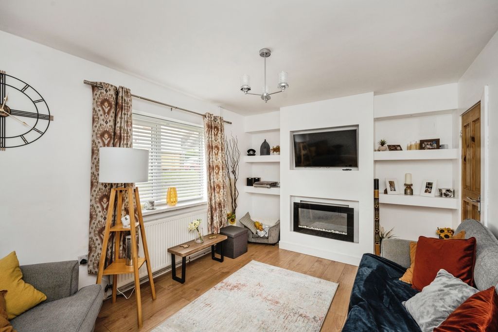 Property photo 1 of 17 Photo
