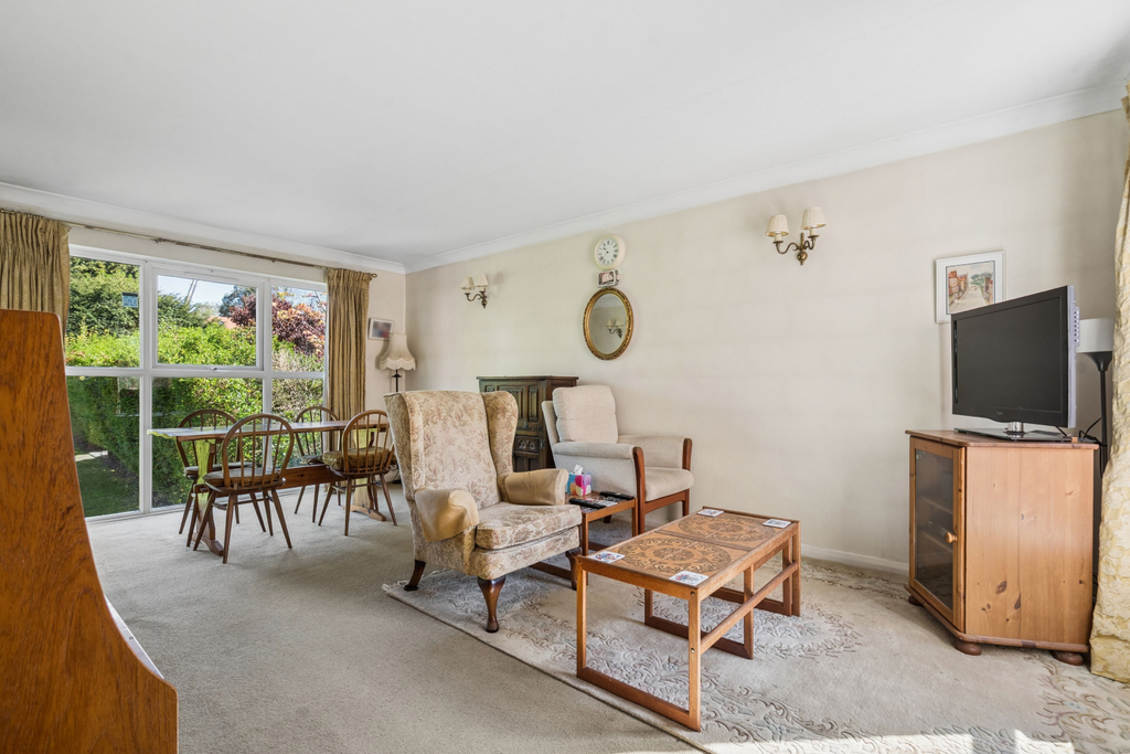 Property photo 3 of 10