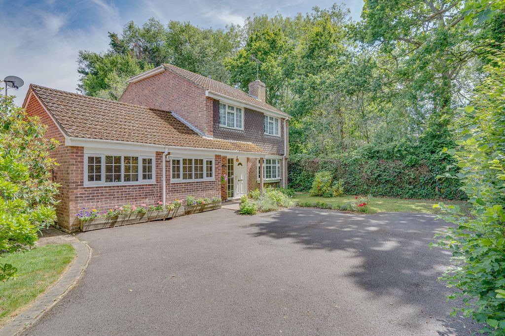 Property photo 1 of 18