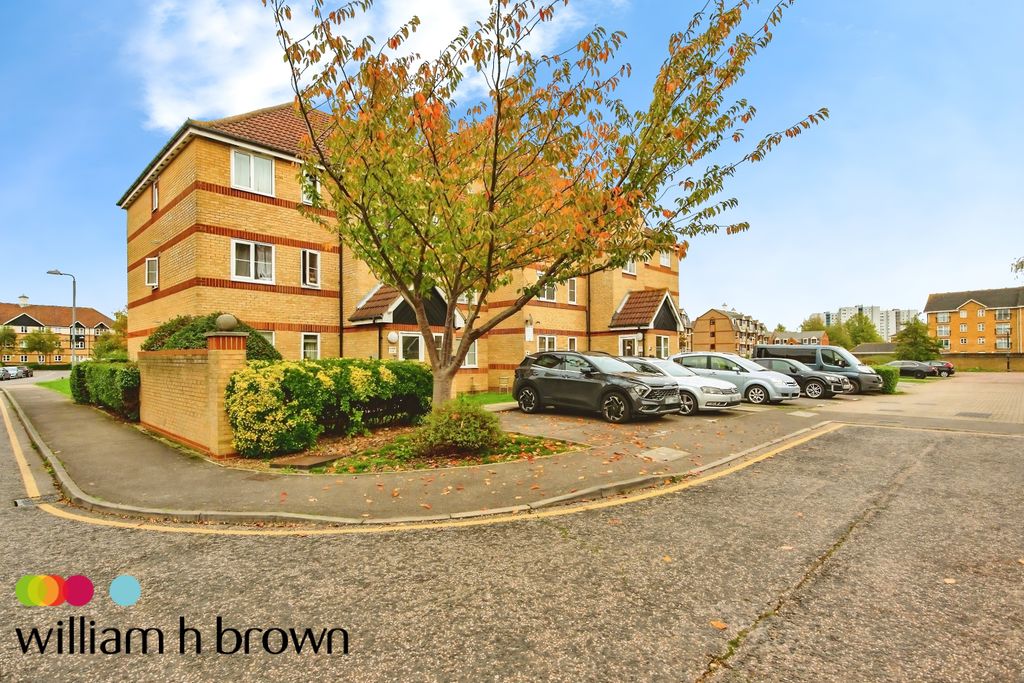 Property photo 2 of 13 Image