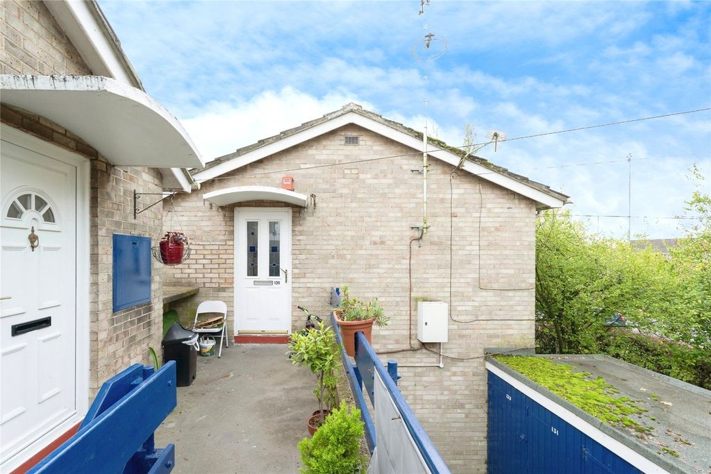 Property photo 1 of 16 Photography