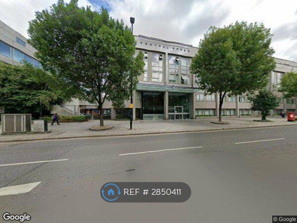 Property photo 1 of 11