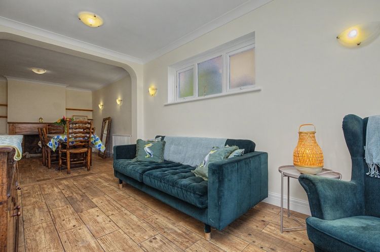 Property photo 3 of 14 339564