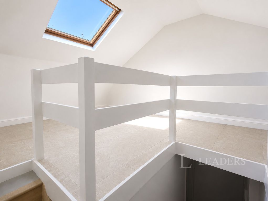 Property photo 1 of 16 Pbox-Img.Png